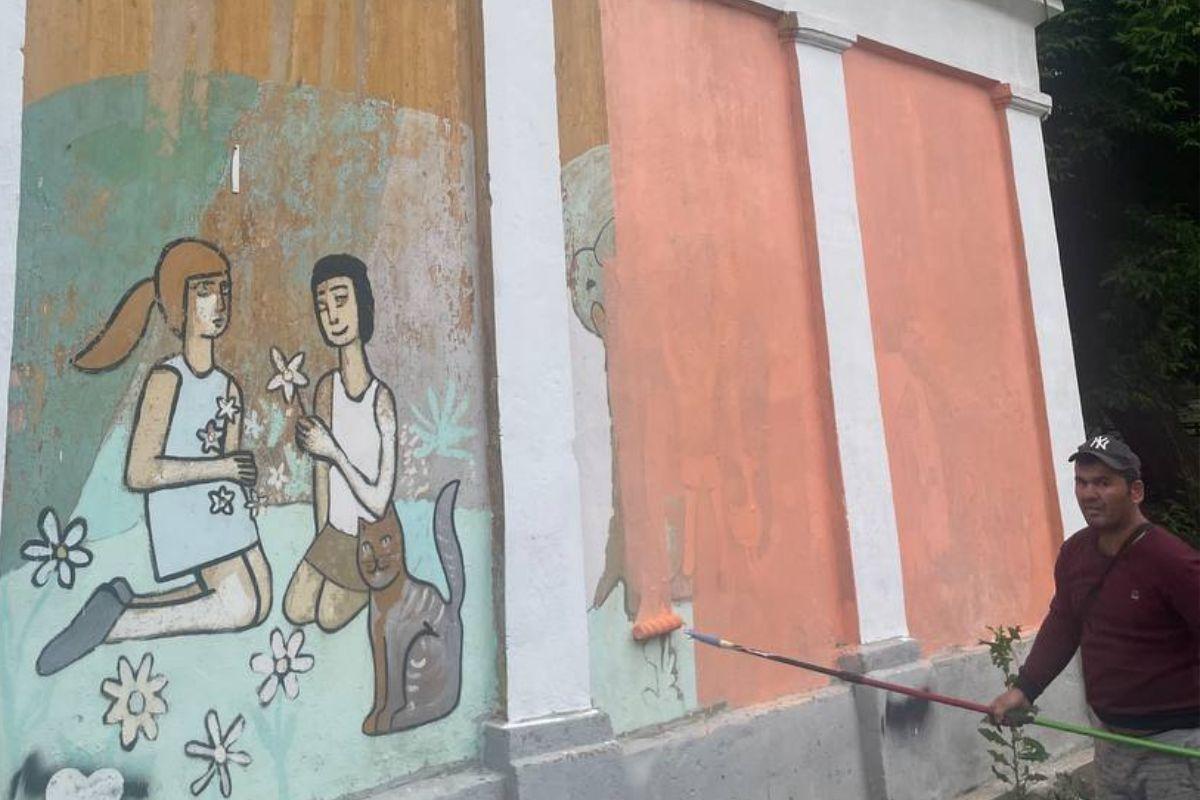 Уничтоженные коммунальщиками в Екатеринбурге работы Б.У.Кашкина восстановят - Фото 1