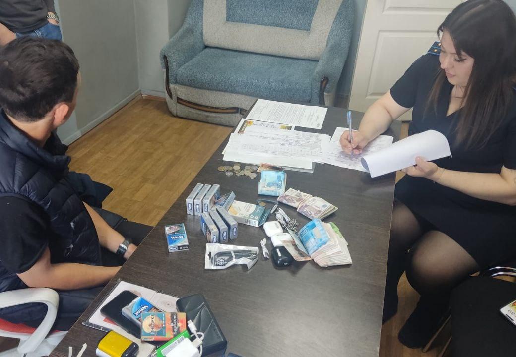 Житель Верхней Сысерти похитил из храма пожертвования на СВО - Фото 1