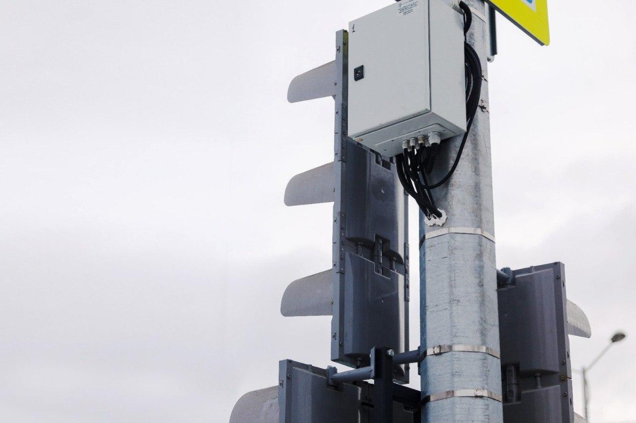 На дорогах Свердловской области установят 18 новых элементов интеллектуальных транспортных систем - Фото 1
