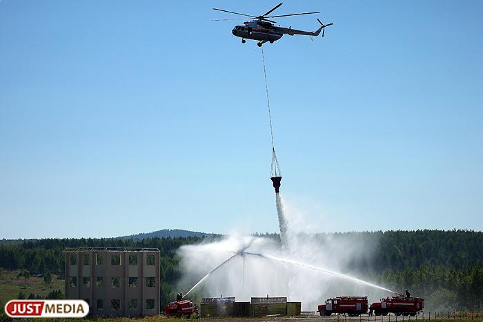  В Крыму на площади 25 га горят сухостои - Фото 1