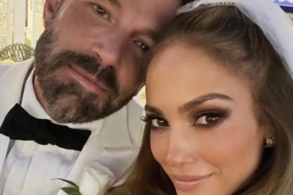 Бен Аффлек и Дженнифер Лопес разводятся после двух лет второго брака - Фото 1