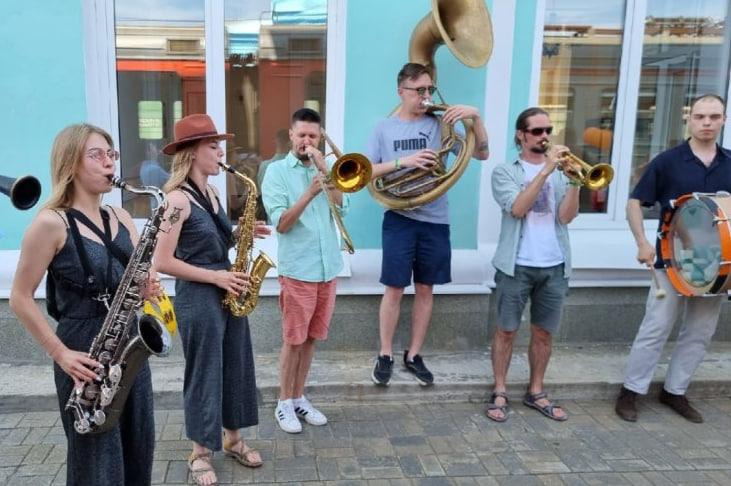 Дополнительные электрички Екатеринбург – Камышлов будут курсировать в день фестиваля UralTerraJazz - Фото 1