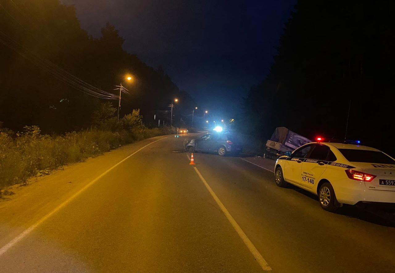 Под Березовским водитель Opel погиб в лобовом ДТП - Фото 1