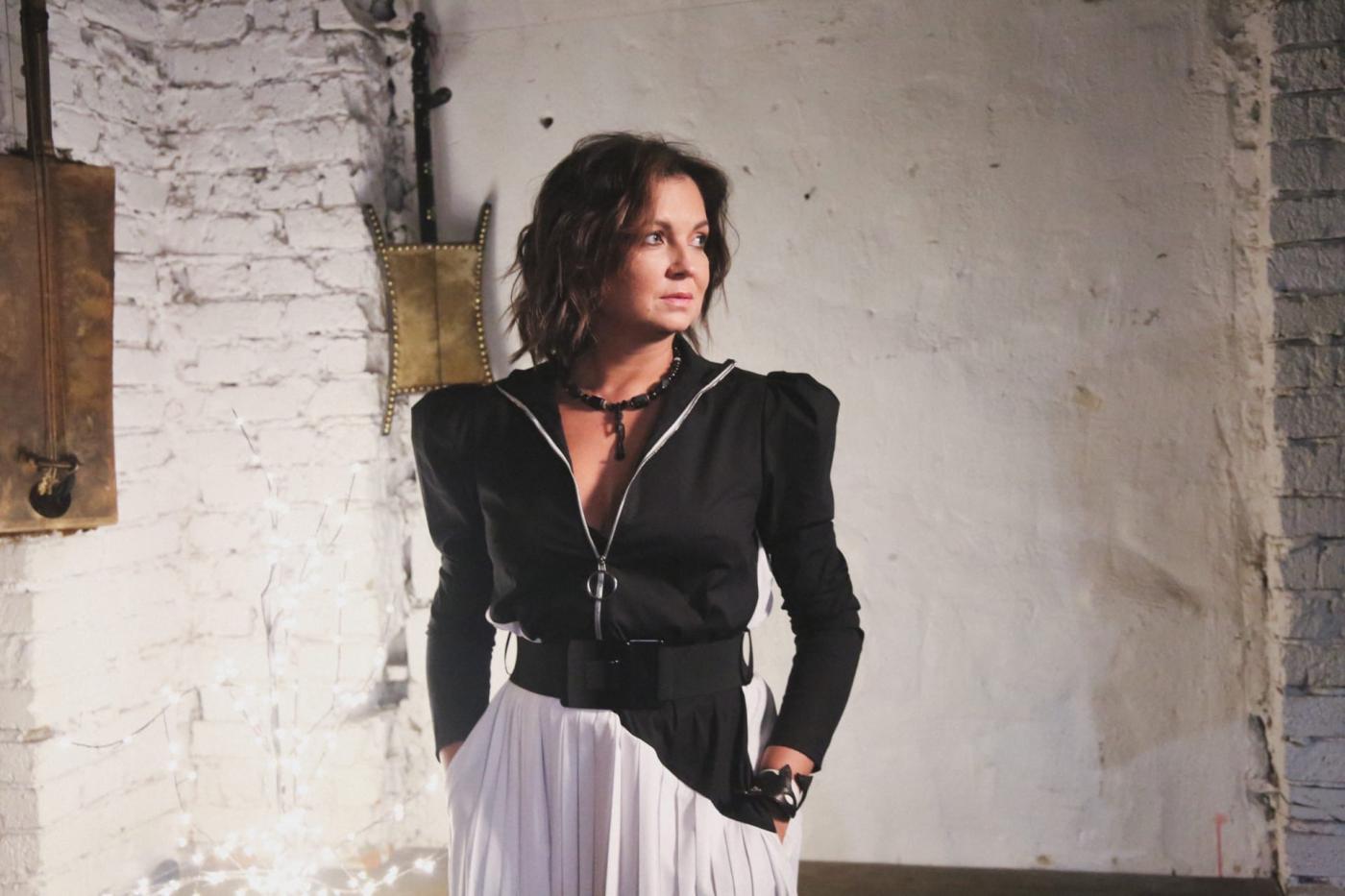 Фолк-певица Хелависа отдала мошенникам 1,8 млн рублей - Фото 1