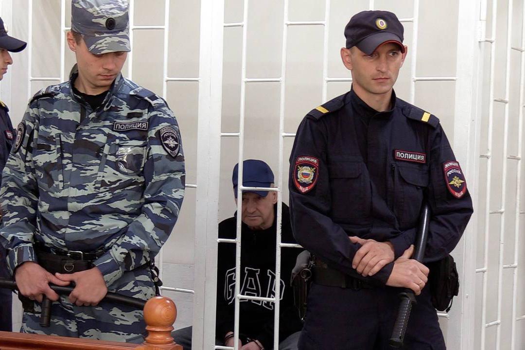 В Серове вынесли приговор мужчине, который убил и обезглавил собутыльника - Фото 1