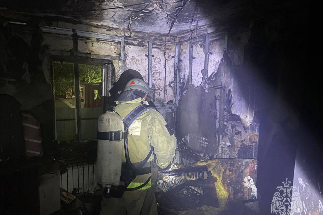 В Орловской области 12-летний подросток спас трех братьев из горящего дома - Фото 1