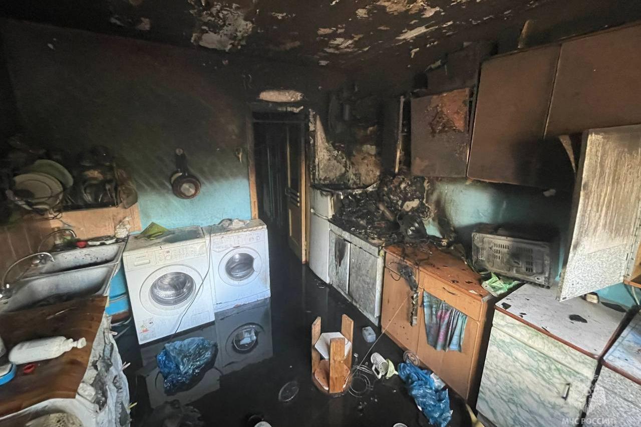 В Архангельской области в коммуналке загорелась мультиварка - Фото 1