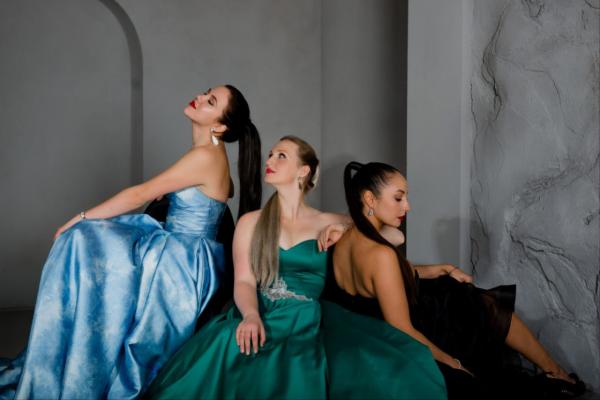 Солистки УралОперы организовали вокальное трио  - Фото 1