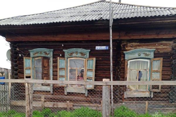 В Свердловской области пожарный извещатель спас семью с пятью детьми от гибели - Фото 1