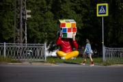 В Екатеринбурге появилась новая трехметровая скульптура от Рустама Кубика