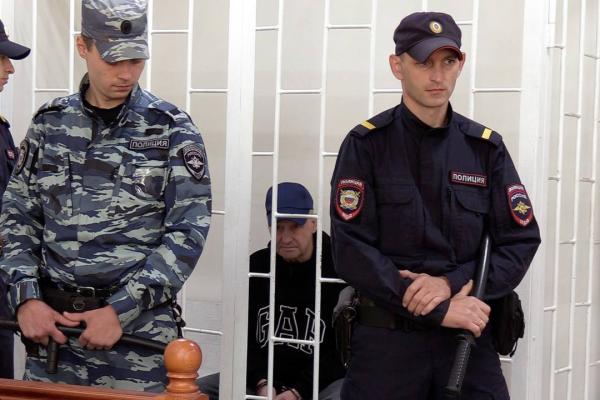 В Серове вынесли приговор мужчине, который убил и обезглавил собутыльника - Фото 1