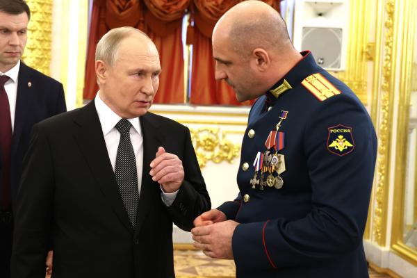 СМИ назвали новую дату прибытия нового полпреда на Урал - Фото 1