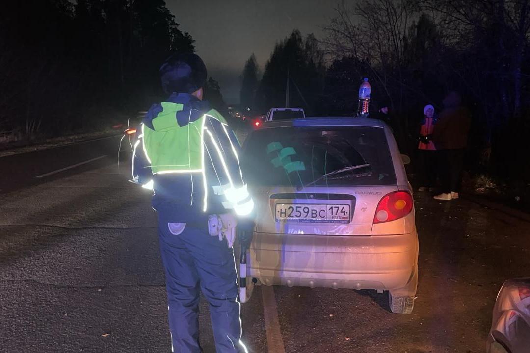 Екатеринбуржца дважды переехали на пешеходном переходе - Фото 1