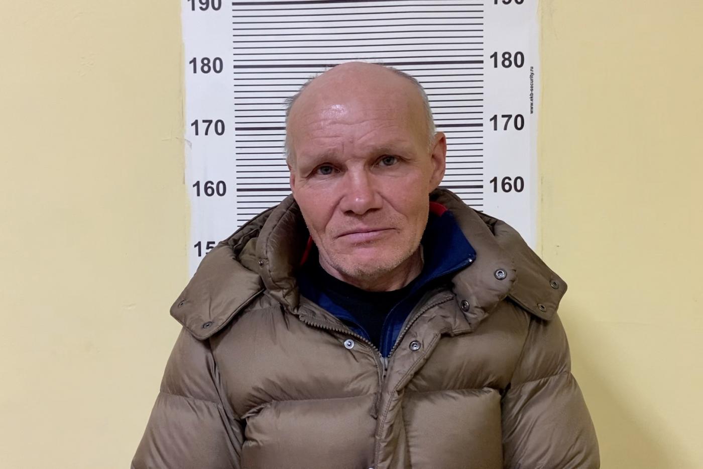 В Юго-Западном лесопарке 60-летний рецидивист напал на учительницу  - Фото 1