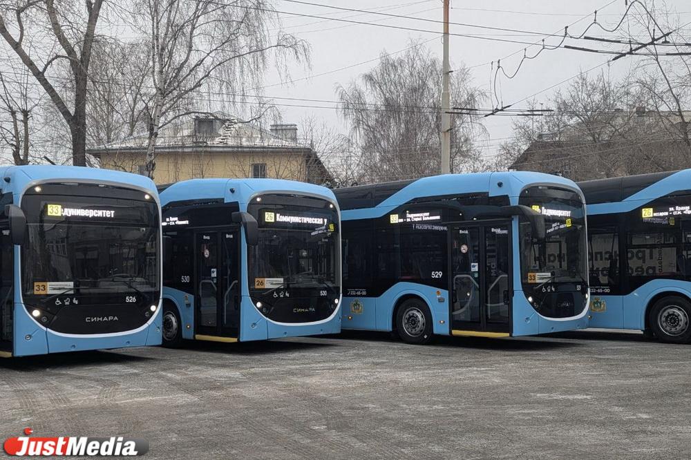 Алексей Орлов высоко оценил новые «цифровые» троллейбусы от «Синары» - Фото 1