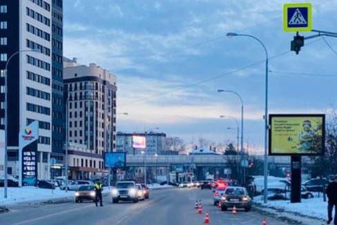 В Екатеринбурге водитель «Лады» сбил на «зебре» 65-летнюю женщину - Фото 1