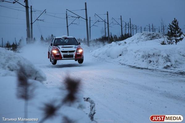 ГИБДД обнаружила нелегальную трассу для дрифта на пруду у «Рамады» - Фото 1