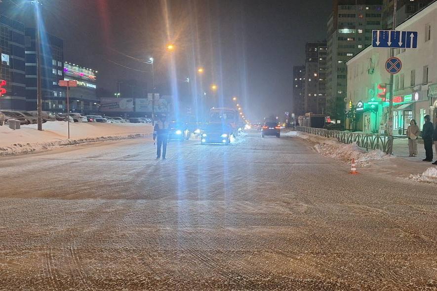 В Пионерском поселке автомобилист сбил девушку и скрылся с места ДТП - Фото 1
