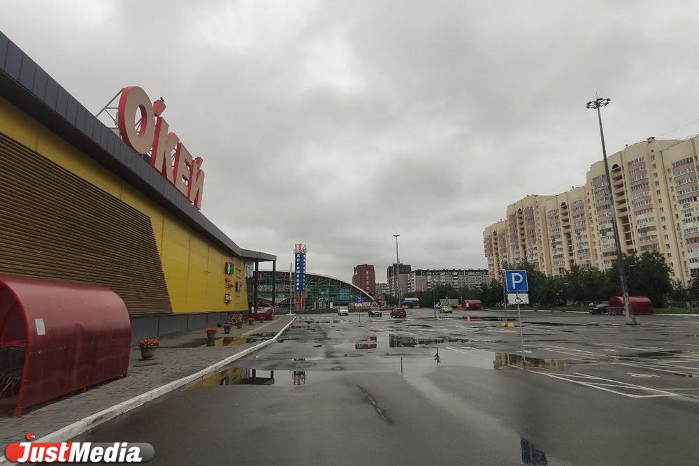 Жители Ботаники массово жалуются на гипермаркет «Окей» - Фото 1