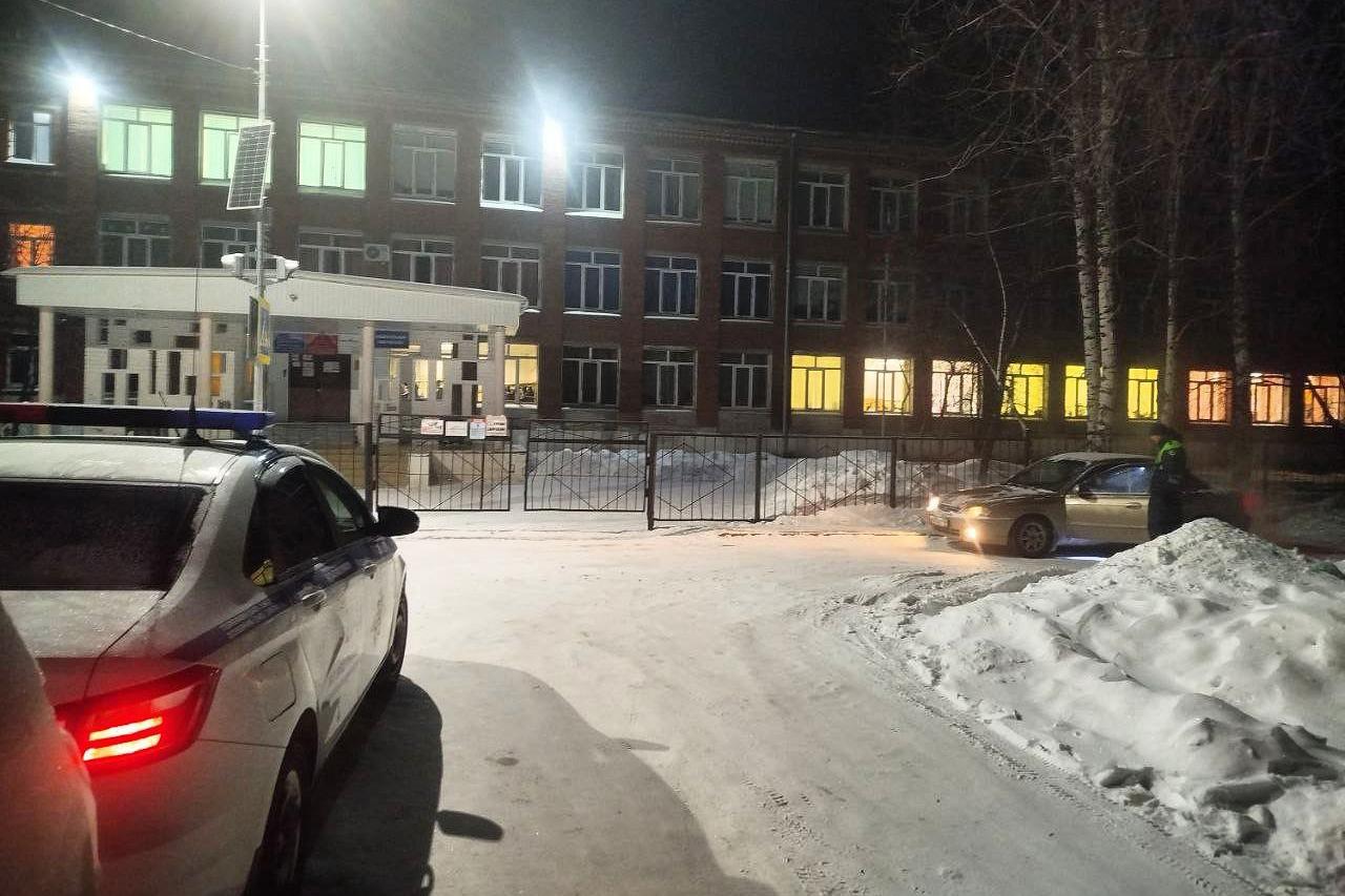  В Верхней Салде мужчина, лишенный прав за пьяное вождение, повез сына в школу - Фото 1