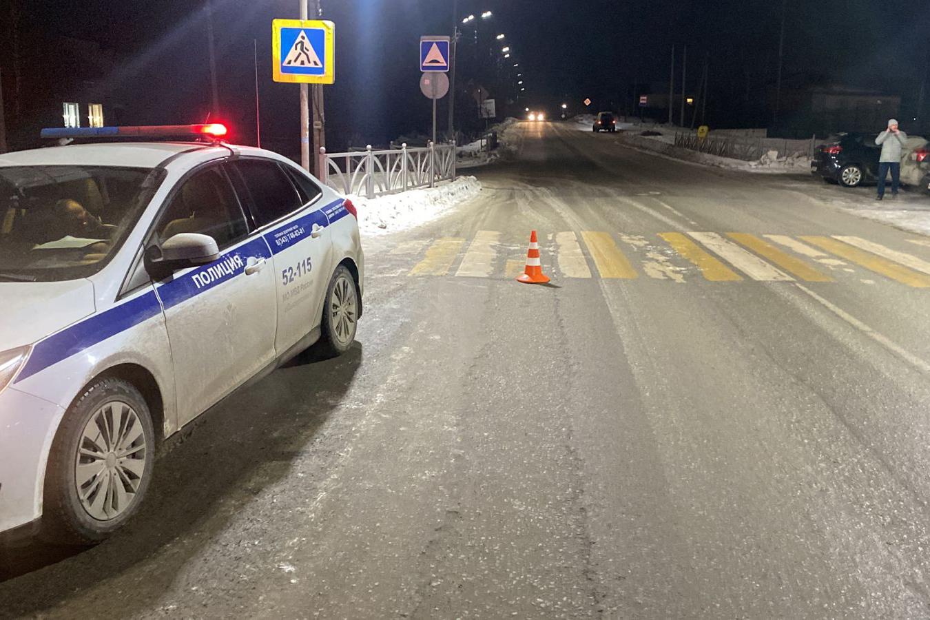 В Арамиле водитель грузового «Хендэ» сбил на «зебре» 12-летнего мальчика - Фото 1