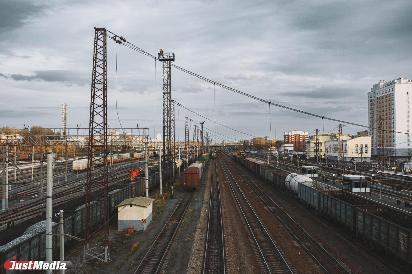 Погрузка на Свердловской железной дороге в январе составила 10,2 миллиона тонн - Фото 1