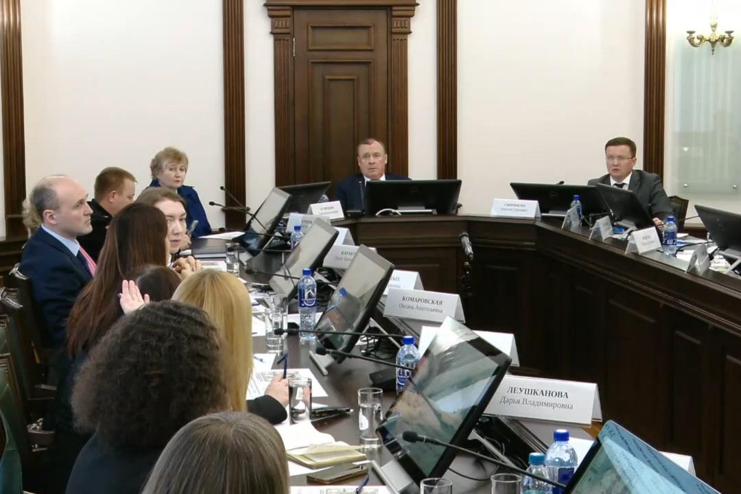 Активные защитники березовой рощи из Академического устроили скандал в администрации Екатеринбурга - Фото 1