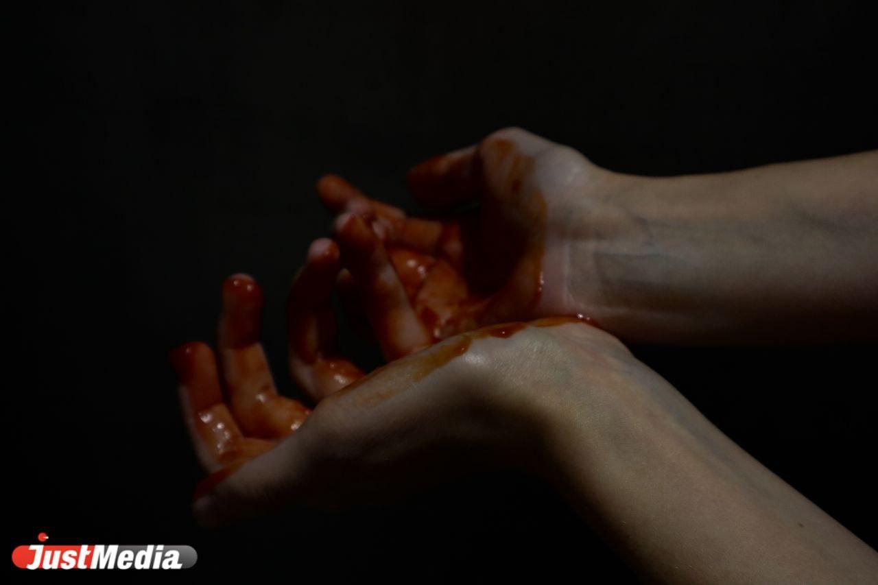 На Широкой речке мать прикрыла собой ребенка от агрессивного ротвейлера - Фото 1