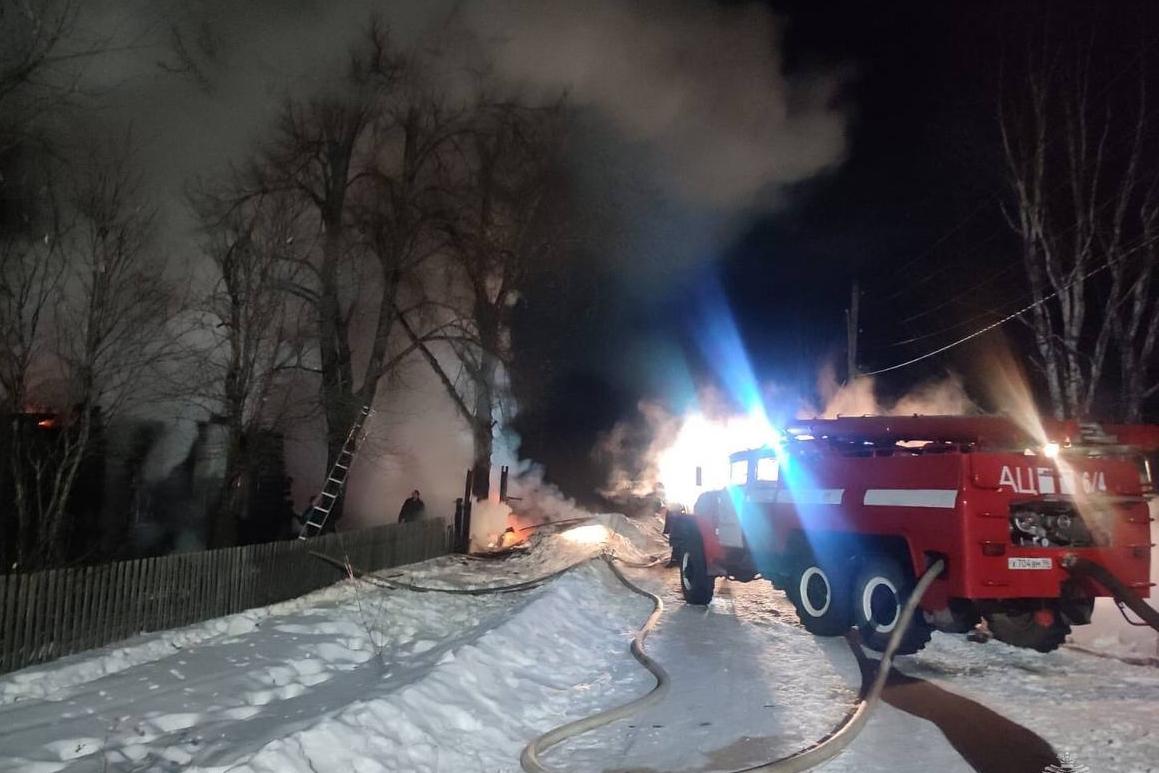 Свердловский СК назвал предварительную причину пожара в доме, где погиб отец и двое детей - Фото 1