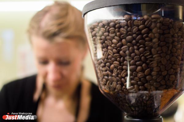 Reuters: мировая торговля кофе парализована по причине резкого роста цен - Фото 1