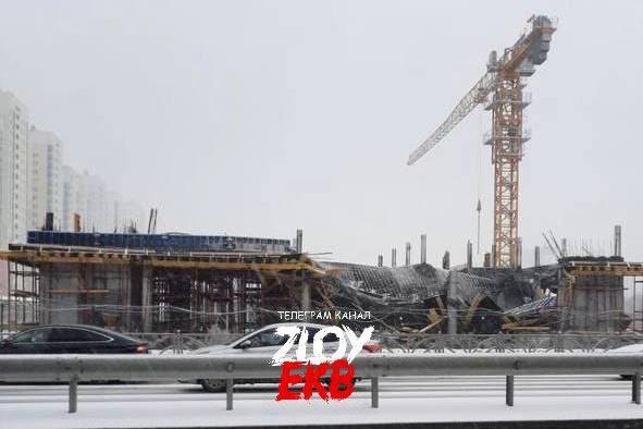 В Академическом обрушился этаж строящегося спа-комплекса с гостиницей - Фото 1