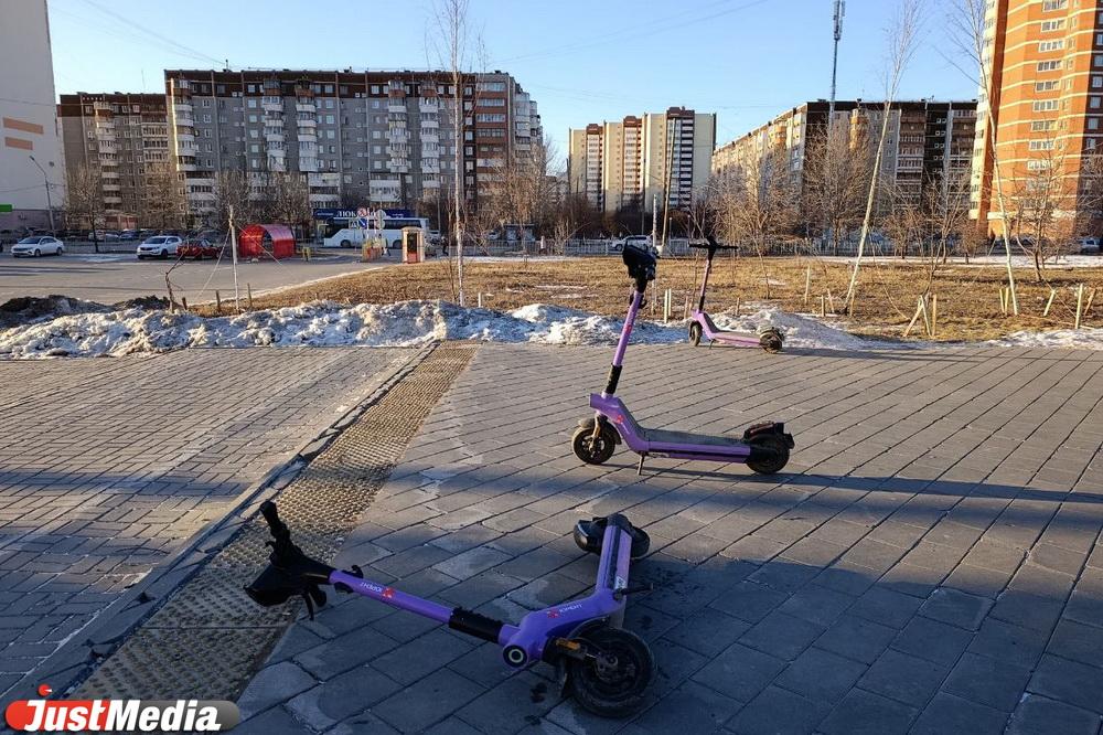 Первые кикшеринговые электросамокаты в этом сезоне появились в Екатеринбурге - Фото 1