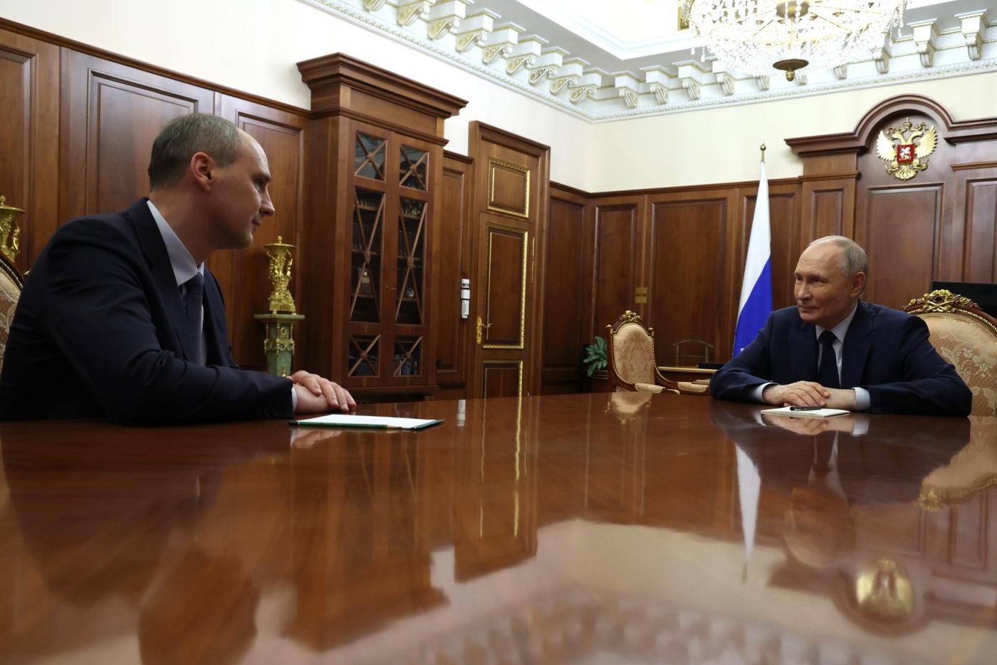 Денис Паслер попросил у Владимира Путина аудиенции по вопросу метро в Екатеринбурге - Фото 1