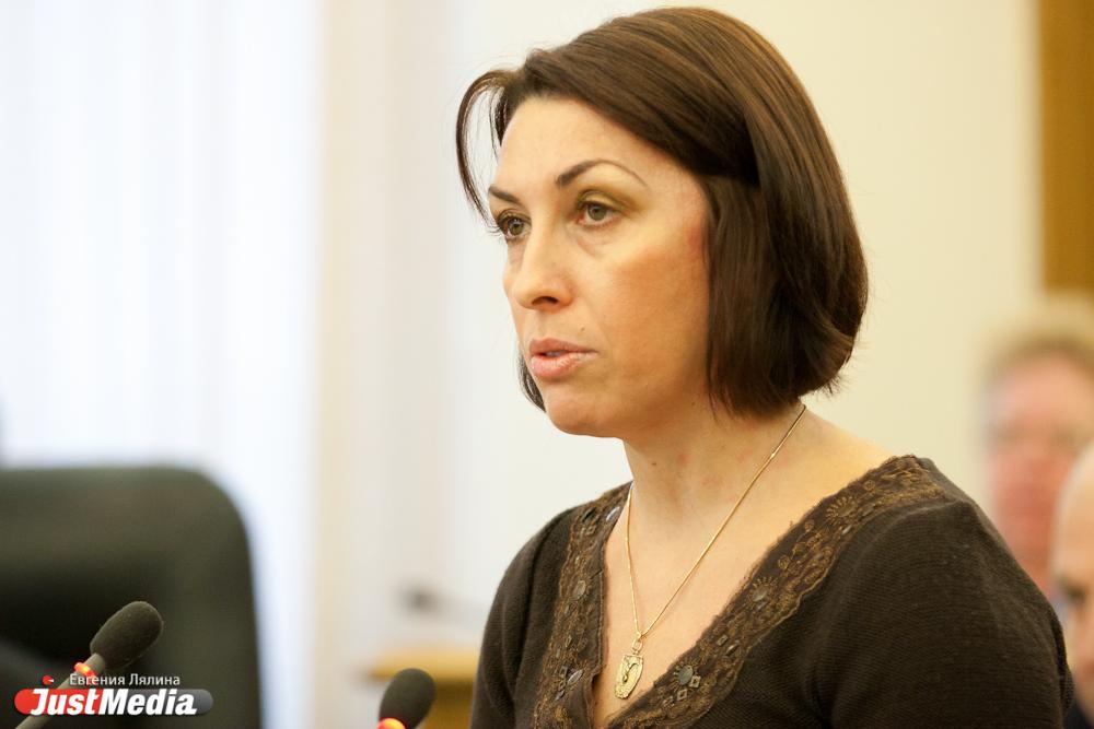 Татьяна Савинова заявила, что возвращается в Екатеринбург вслед за Денисом Паслером - Фото 1