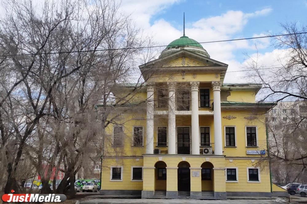 Сквер за Домом Малахова разрешили застроить эксперты из Тамбова и Москвы - Фото 1