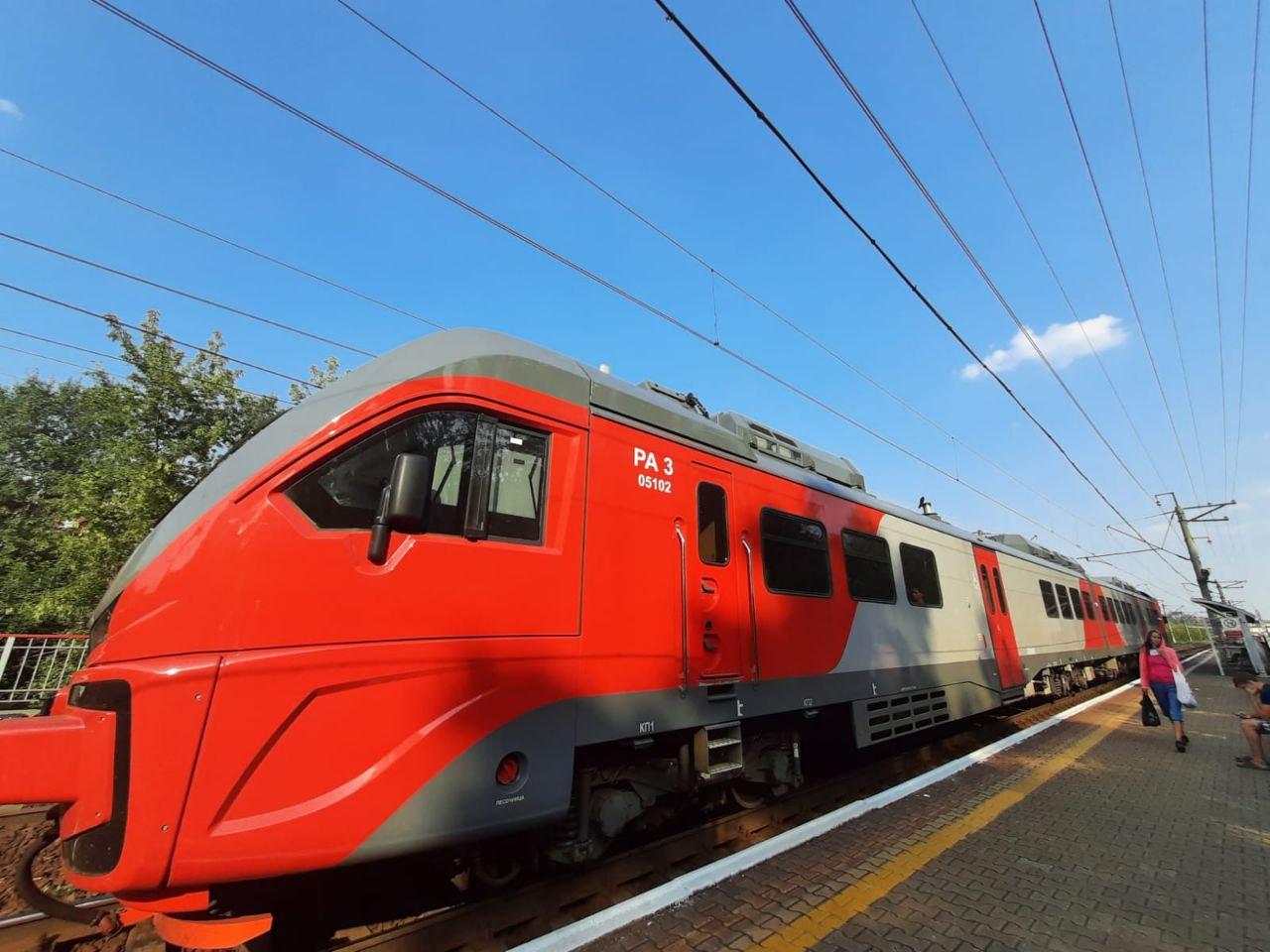 Дополнительные летние электрички начнут курсировать на СвЖД с 12 апреля - Фото 1