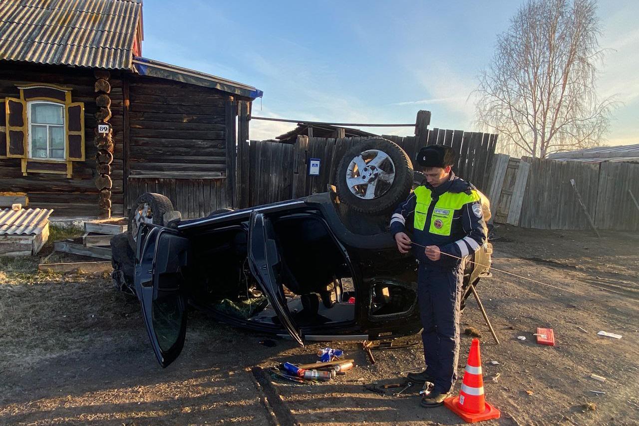 Свердловчанин, лишенный прав за пьяное вождение, перевернулся на «Рено Дастер»  - Фото 1