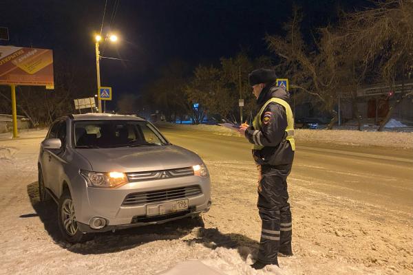 В Каменске-Уральском водитель «Мицубиси» сбил на «зебре» 61-летнего мужчину - Фото 1