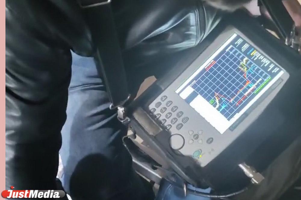 Роскомнадзор уличил «вредную соседку» из дома на Учителей в использовании глушилки сотовой связи - Фото 1