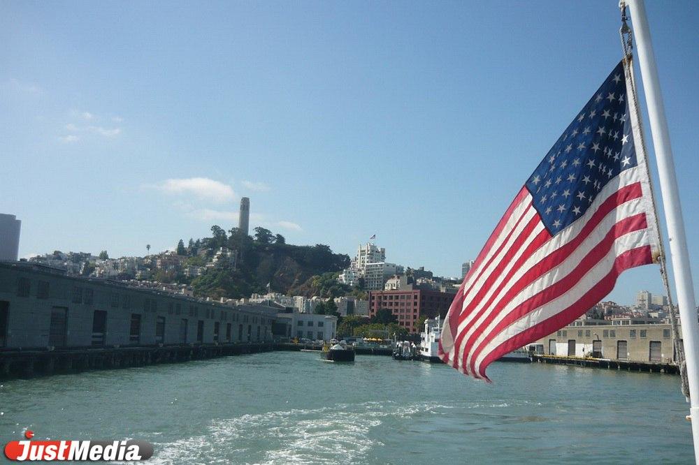 В США арестовали подростка за добавление отбеливателя в молоко приемной матери - Фото 1