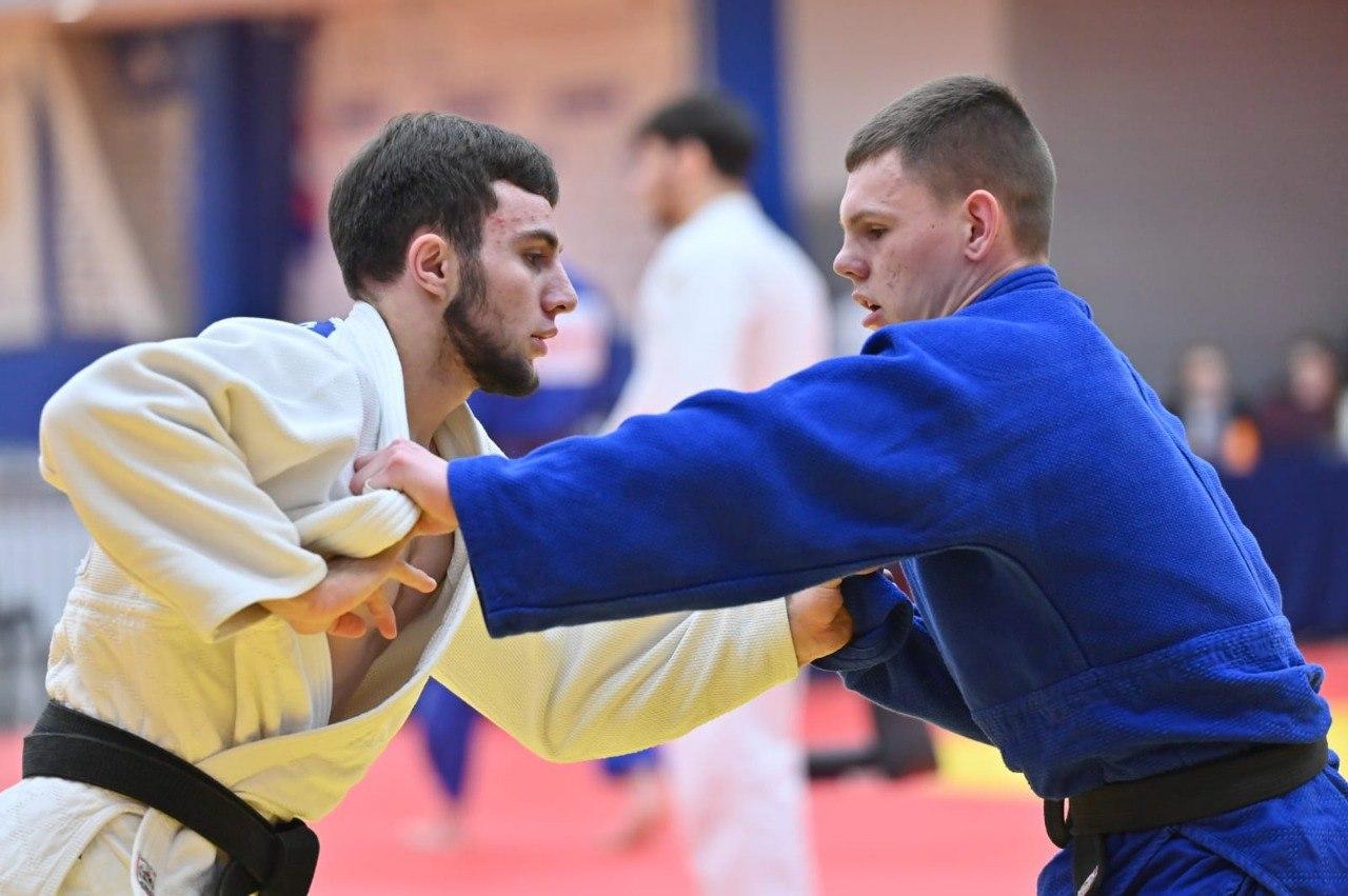 В Екатеринбурге проходит II этапа спартакиады России по дзюдо среди юниоров и юниорок - Фото 1