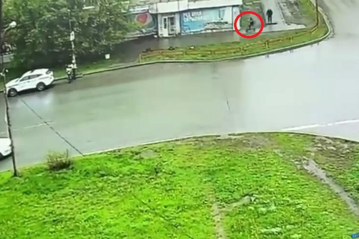 В Каменске-Уральском поймали пьяного водителя электросамоката - Фото 1