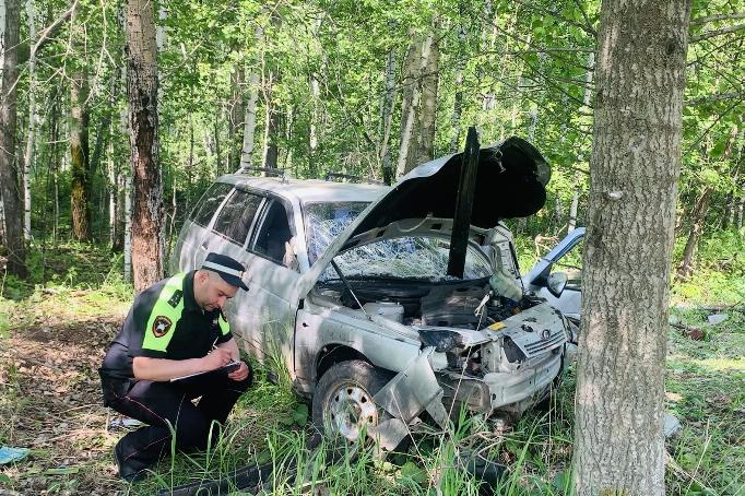 На Урале пострадавших в пьяном ДТП санавиация доставила в Екатеринбург - Фото 1