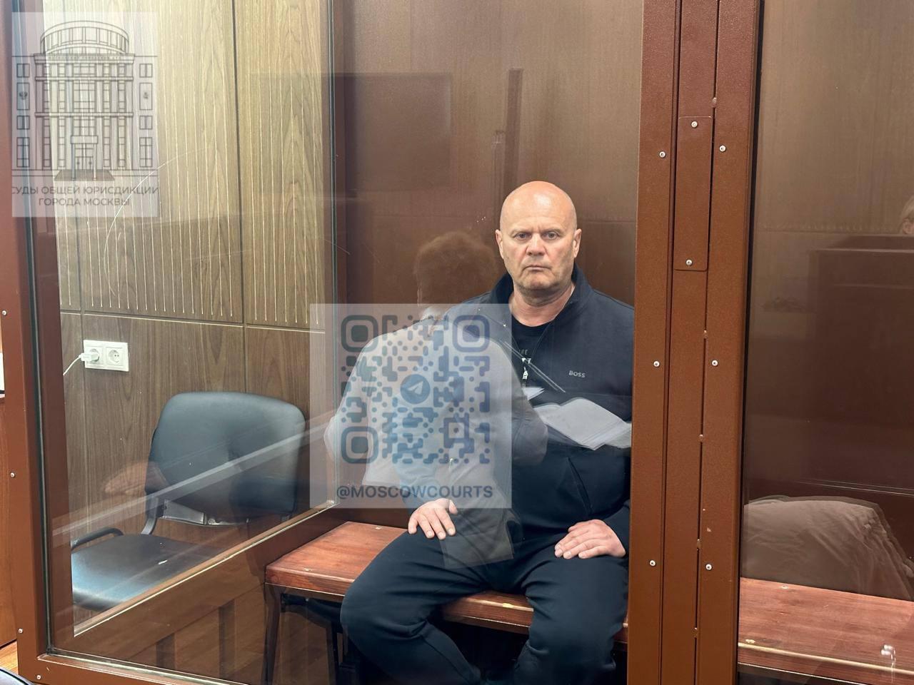 Мэра Красноярска Логинова отправили под арест на два месяца - Фото 1