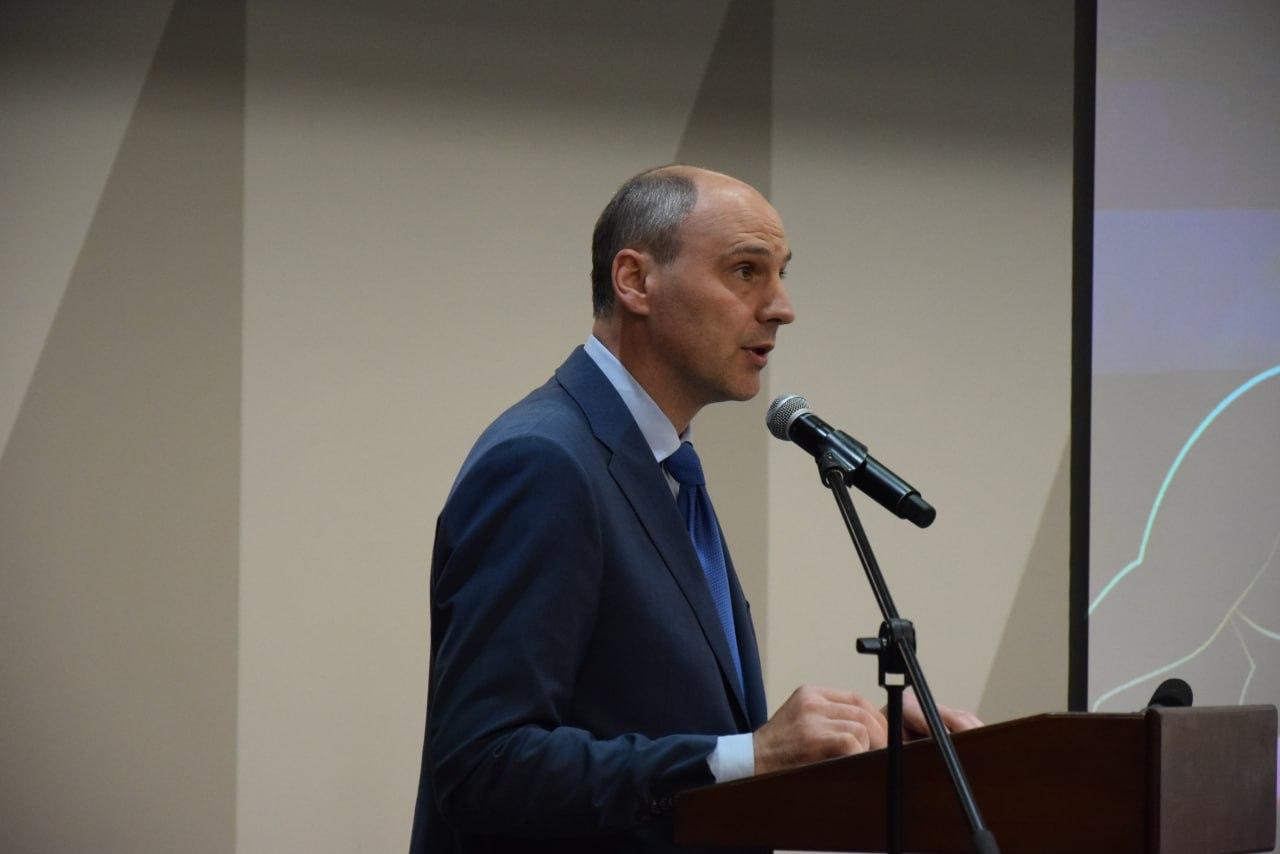 «Единая Россия» официально выдвинула Дениса Паслера кандидатом в губернаторы - Фото 1