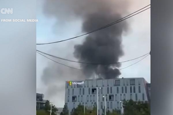 Иран нанес ракетный удар по офису Microsoft в Израиле - Фото 1