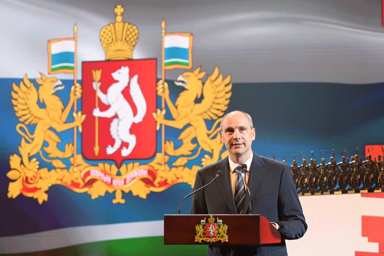 Денис Паслер выделил более 4 млн рублей на помощь жильцам поврежденного взрывом дома в Серове - Фото 1