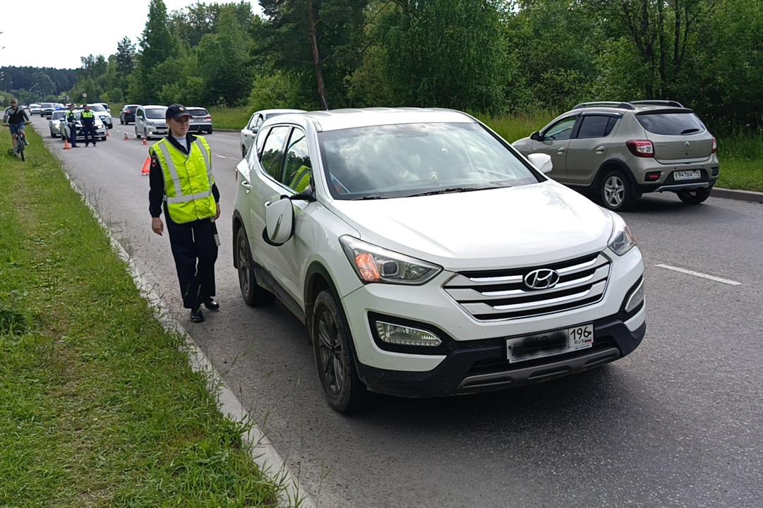 В Нижнем Тагиле водитель Hyundai сбил 11-летенго мальчика, который перебегал дорогу - Фото 1