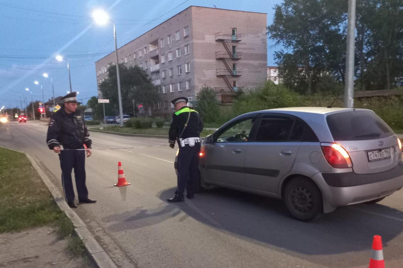 В Ирбите водитель «Kia» сбил маленького ребенка, который был с пьяным отцом - Фото 1