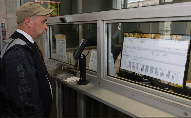 Новые терминалы со вторым экраном для пассажира появились в кассах железнодорожных вокзалов Екатеринбург и Тюмень  - Фото 1